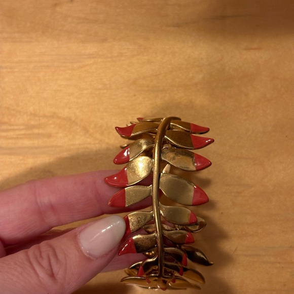 Tory Burch Gold Fern Cuff with Pouch - Picture 4 of 8